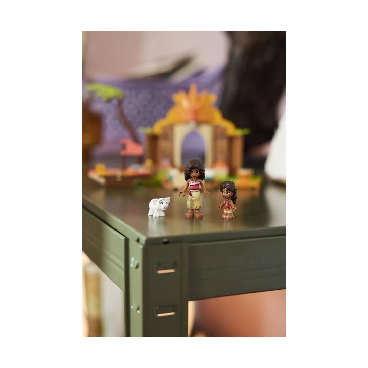LEGO Disney - Vesnický dům a loďka