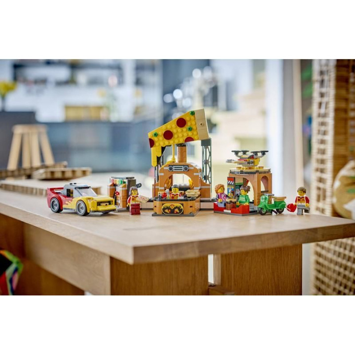 LEGO City - Rozvoz pizzy a vozidla