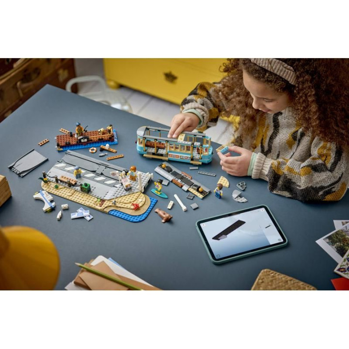 LEGO City - Historická plážová tramvaj