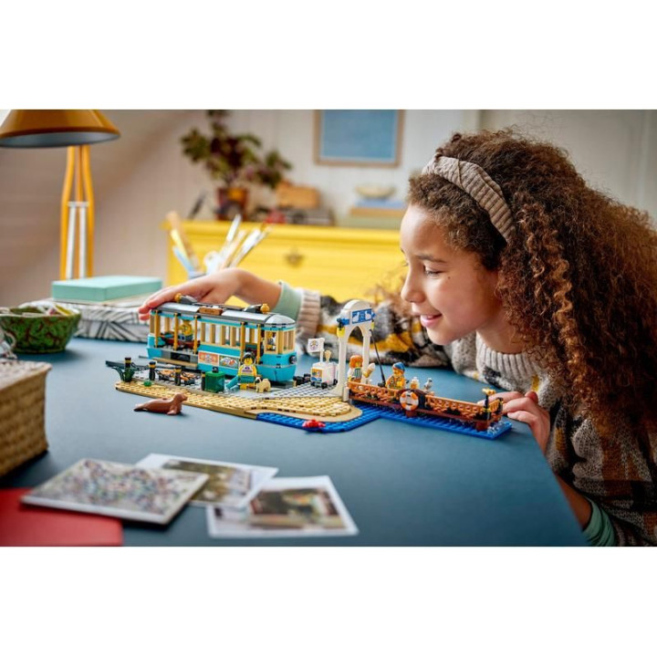 LEGO City - Historická plážová tramvaj