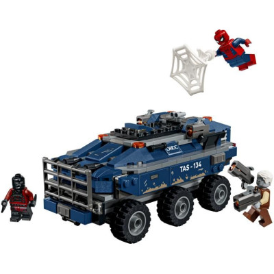 LEGO Marvel - Spider-Man a honička za vězeňským transportérem