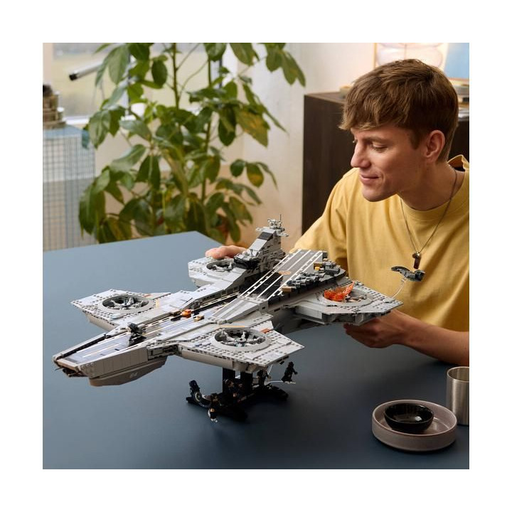 LEGO Marvel - Helicarrier S.H.I.E.L.D.