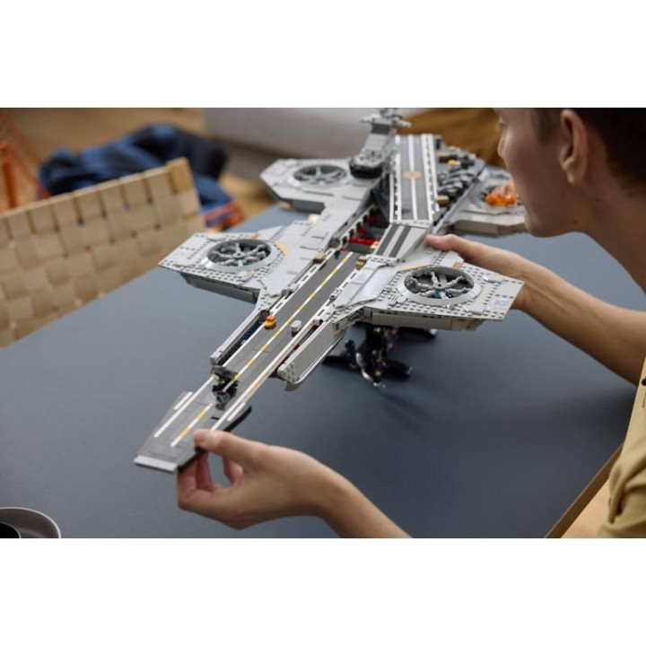 LEGO Marvel - Helicarrier S.H.I.E.L.D.