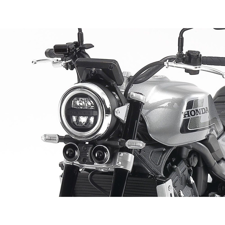 Tamiya 1/12 Honda CB1000F | RCsvet