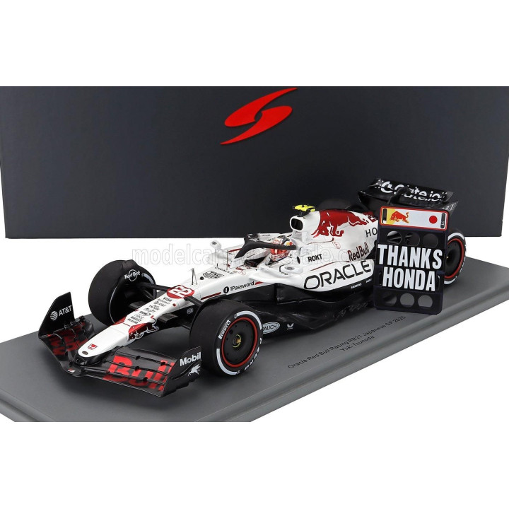 SPARK MODEL RED BULL F1  RB21 TEAM ORACLE RED BULL RACING N 22 JAPAN GP 2025 WITH PIT BOARD THANKS HONDA YUKI TSUNODA - WHITE RE