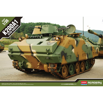 Model Kit military 13292 - R.O.K. ARMY K200 A1 (1:35)