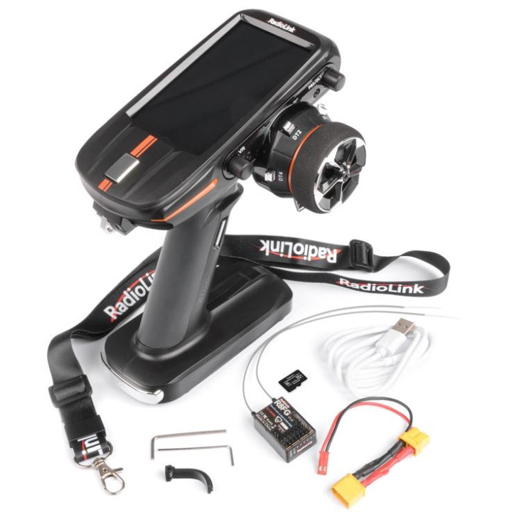 Vysílač RC8X s příjímačem R8FG