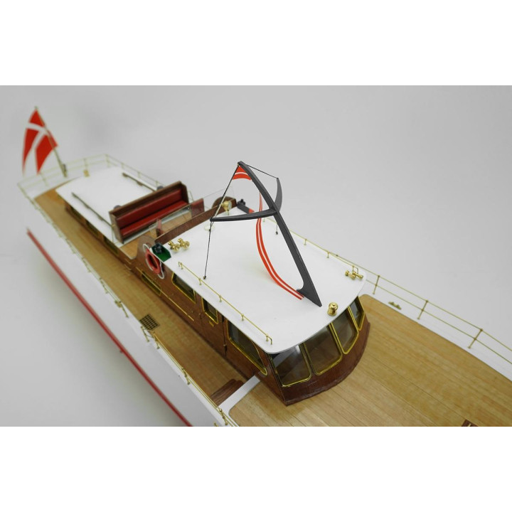 DMI Admiral 1:20