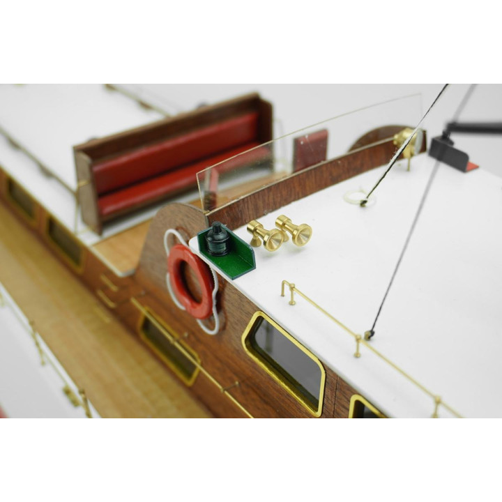 DMI Admiral 1:20