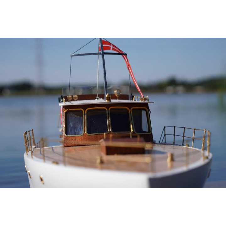 DMI Admiral 1:20