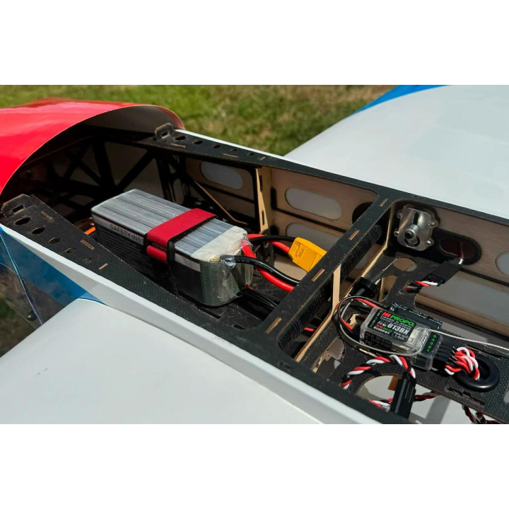 67" Laser - Modrá/Červená/Bílá 1,70m