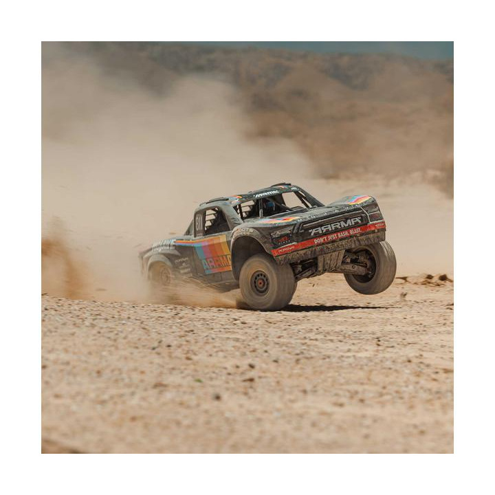 Arrma Mojave 6S BLX 1:7 4WD RTR béžová