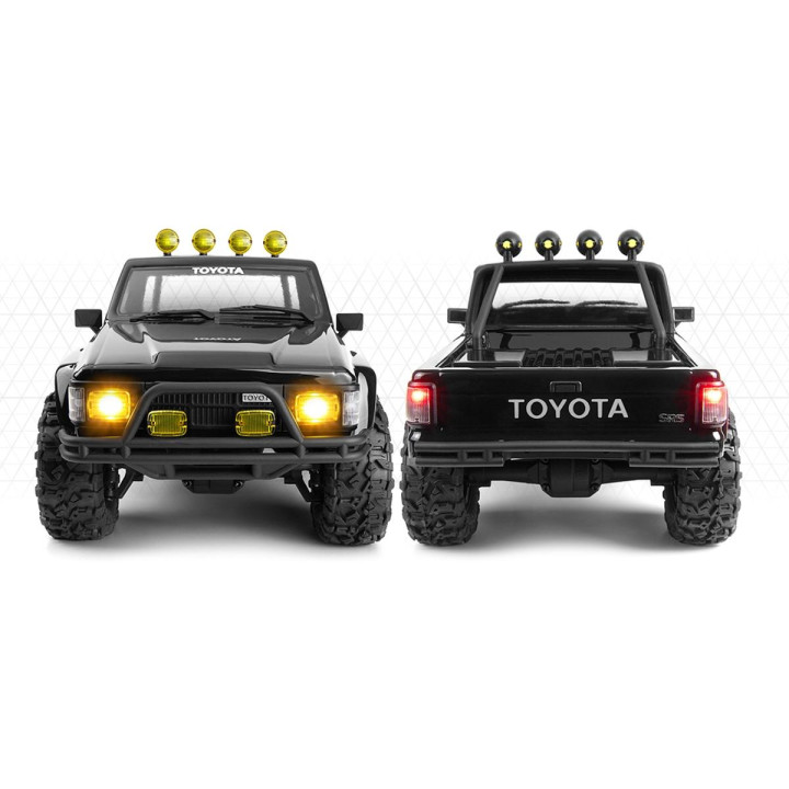 Venture18 1985 Toyota Hilux SR5 - černý