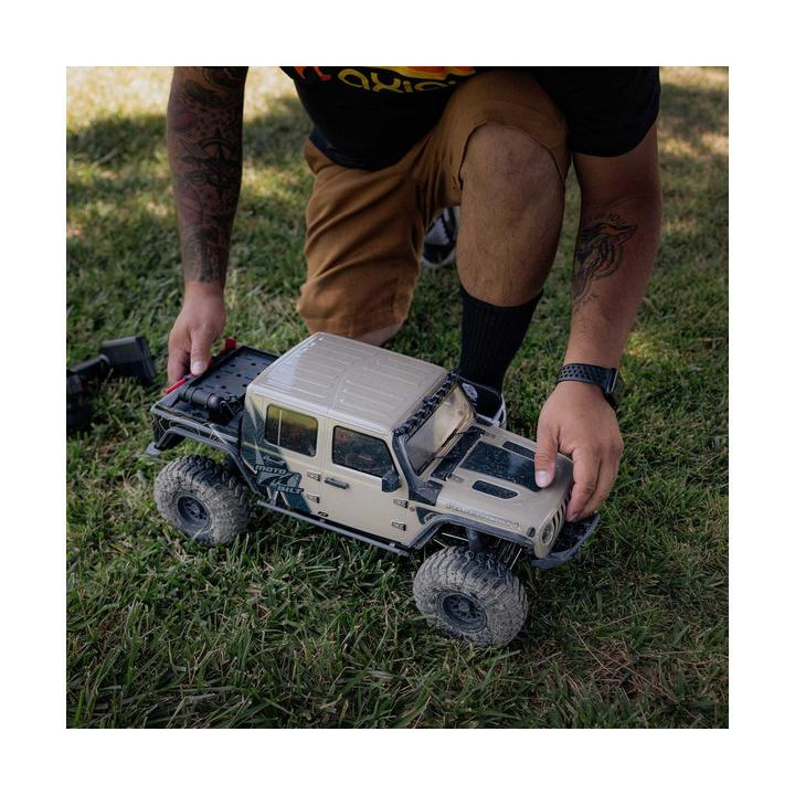 Axial SCX10 III Jeep JT Gladiator 4WD RTR zelený