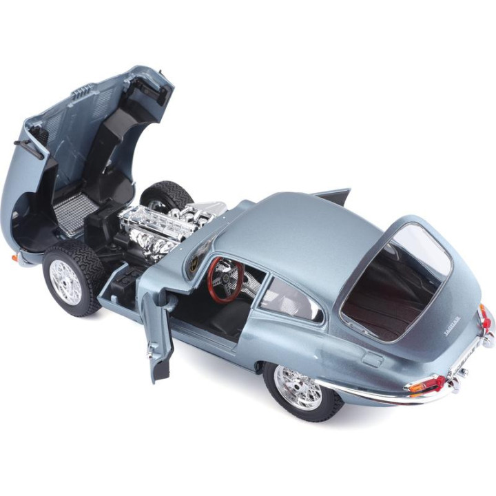 Bburago Jaguar E-type Coupe 1:18 světle modrá metalíza