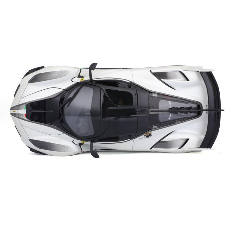 Bburago Ferrari FXX-K EVO No.70 1:18 bílá/černá