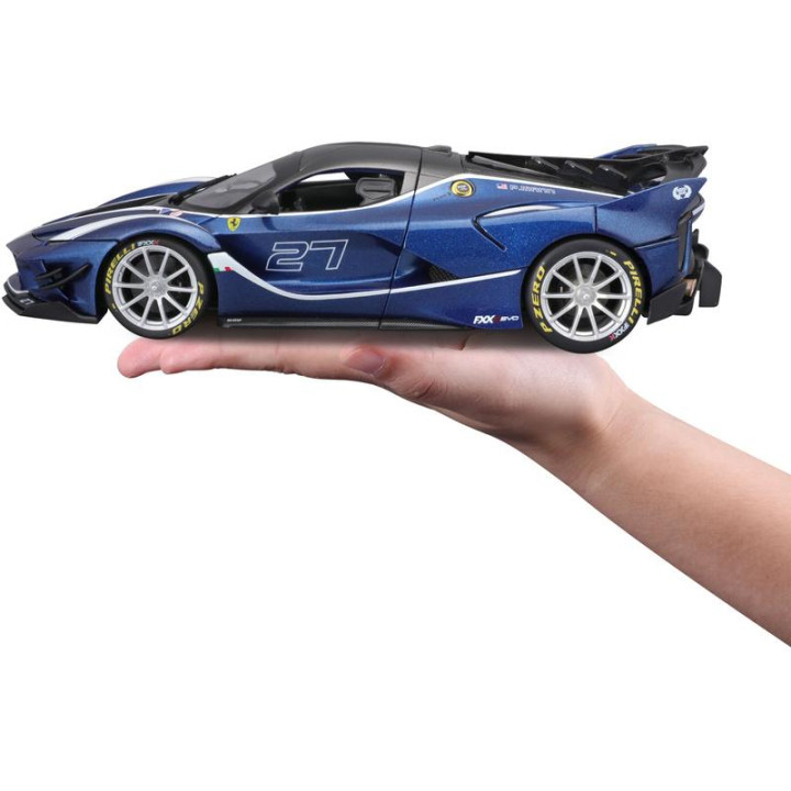 Bburago Ferrari FXX-K EVO 1:18 #27 modrá