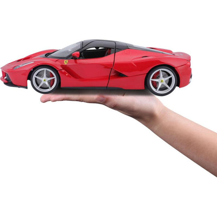 Bburago Signature Ferrari LaFerrari 1:18 červená