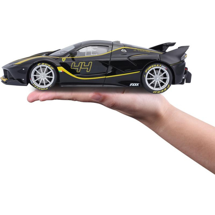 Bburago Signature Ferrari FXX K 1:18 černá