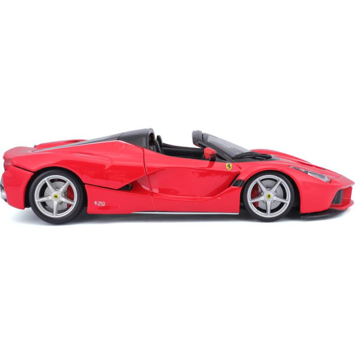 Bburago Ferrari LaFerrari Aperta 1:24 červená