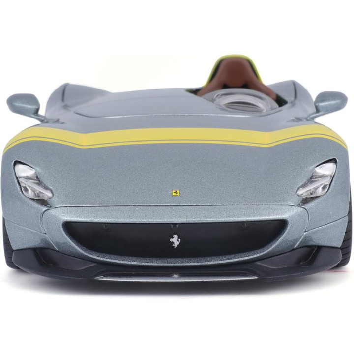 Bburago Ferrari Monza SP1 1:24 stříbrná