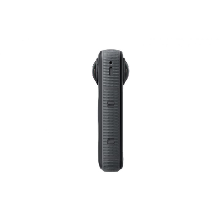 Insta360 X5