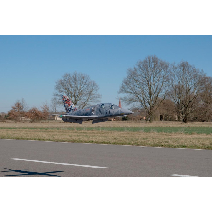 KAVAN L-39 Skyfox 1088mm ARF - šedá