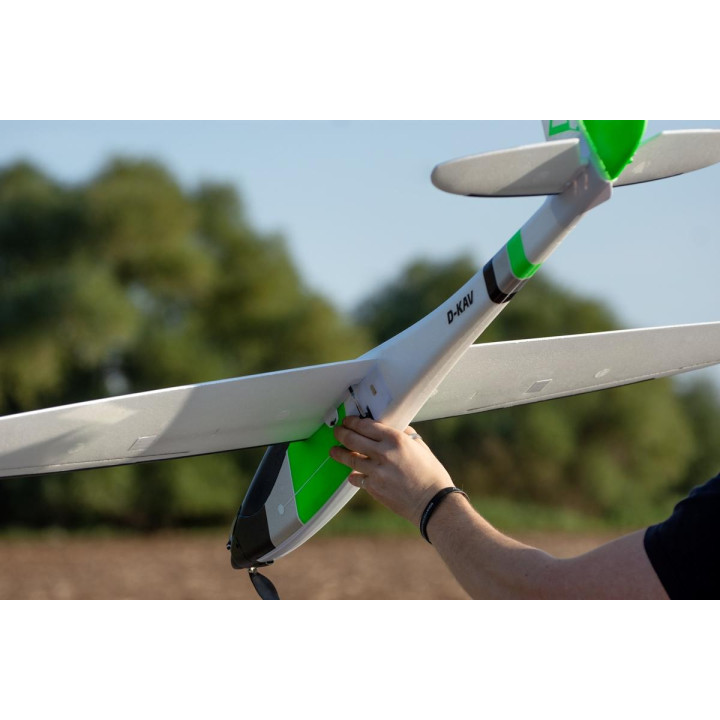 KAVAN Twisty 1512mm ARF - zelená