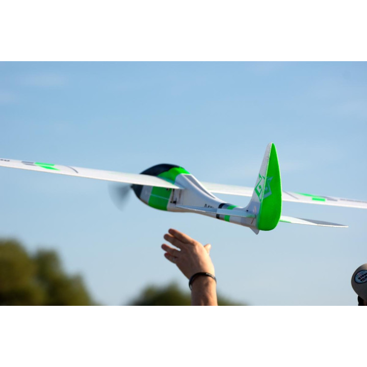 KAVAN Twisty 1512mm ARF - zelená