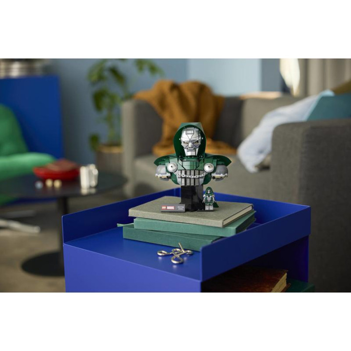 LEGO Marvel - Busta Doktora Dooma
