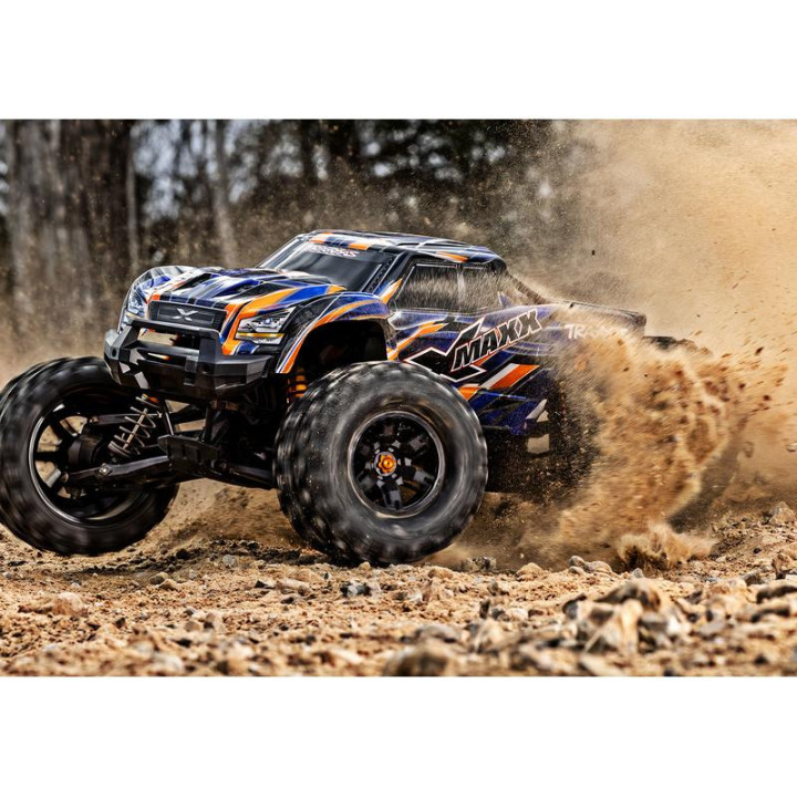 Traxxas X-Maxx 8S Belted 1:5 4WD RTR modrý