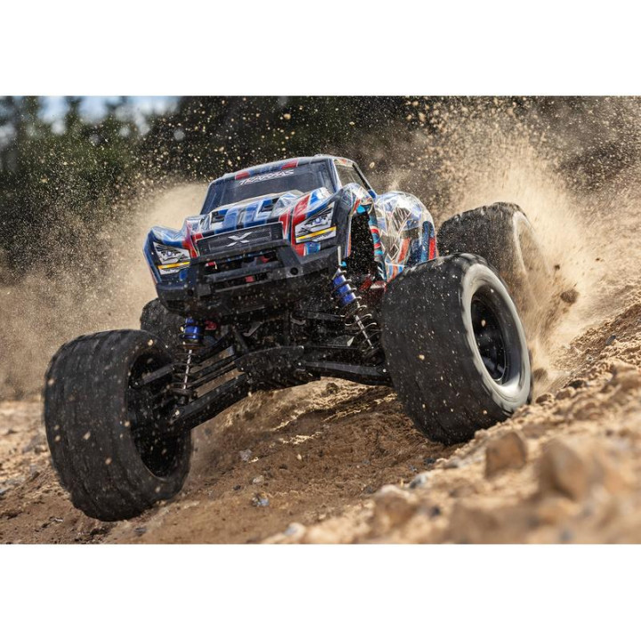Traxxas X-Maxx 8S Belted 1:5 4WD RTR modrý