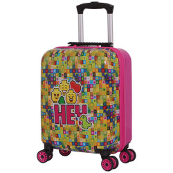S tímto LEGO Luggage Play Date 16" kufrem oslníte kdekoli se objevíte. Originální design je nepřehlédnutelný! Tento kufr je svými rozměry akceptován jako palubní zavazadlo. Rozměry: 46 x 33 x 20 cm, objem: 30 litrů.