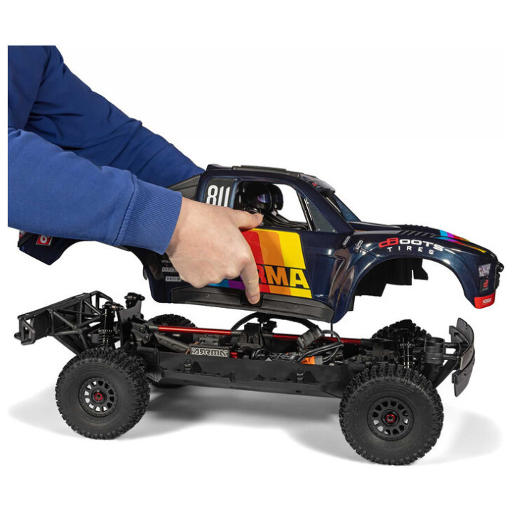 Arrma Mojave 6S BLX 1:7 4WD RTR žlutá