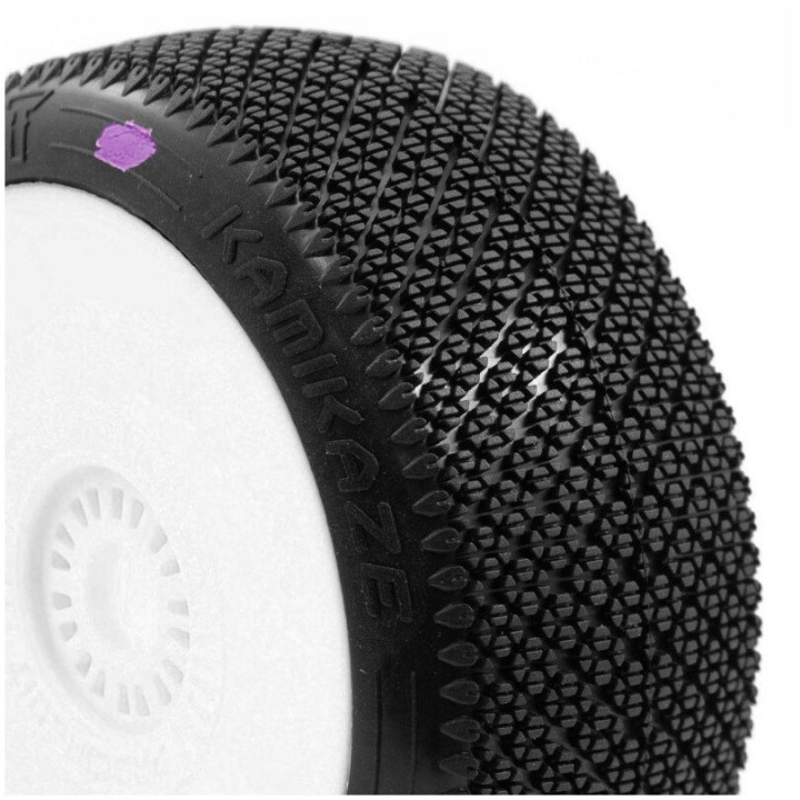 KAMIKAZE V2 BUGGY K1 (CLAY SUPER SOFT) nalepené pneumatiky, bílé disky, 2 ks.