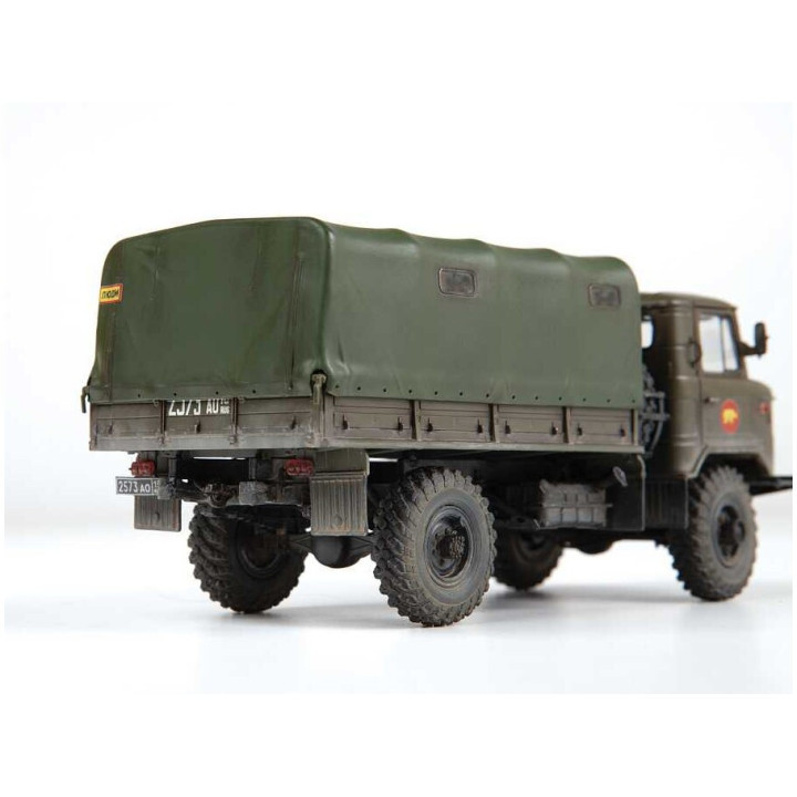 Model Kit auto 43008 - Soviet all-wheel drive truck GAZ-66 (1:43)