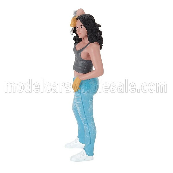 AMERICAN DIORAMA FIGURES GIRL - MUSCLE MECHANICS - 4 - VARIOUS 1/24