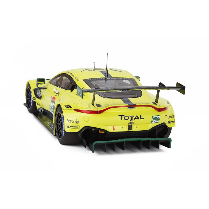 AUTOART ASTON MARTIN VANTAGE AMR TEAM ASTON MARTIN RACING N 97 24h LE MANS 2018 A.LYNN - M.MARTIN - J.ADAM - YELLOW 1/18