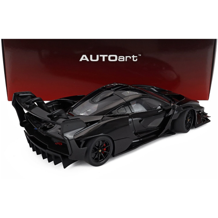 AUTOART McLAREN SENNA GTR 2021 - ONYX BLACK 1/18
