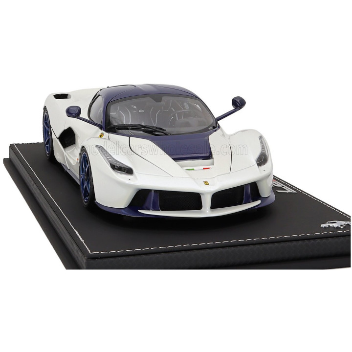 BBR MODELS FERRARI LAFERRARI 2013 - CON VETRINA - WITH SHOWCASE - LUXURY PACK - WHITE BLUE 1/18