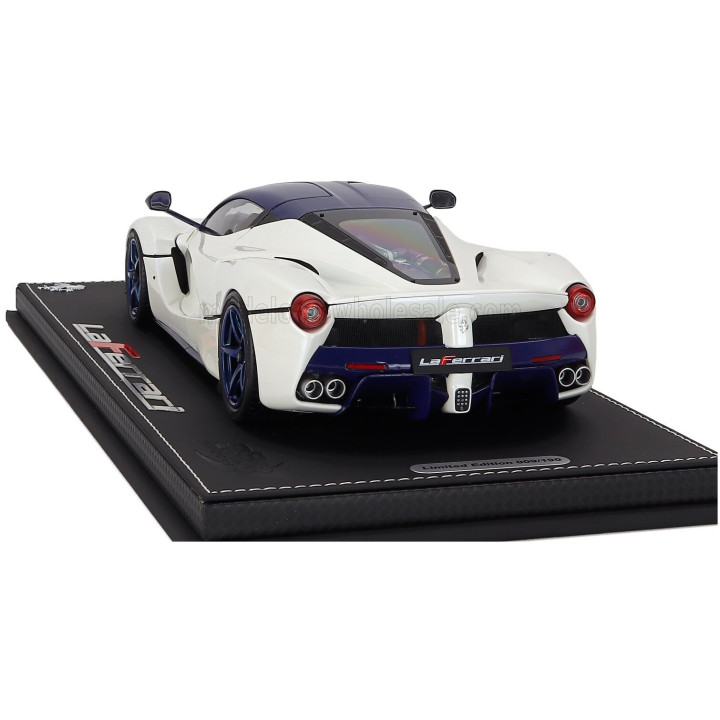 BBR MODELS FERRARI LAFERRARI 2013 - CON VETRINA - WITH SHOWCASE - LUXURY PACK - WHITE BLUE 1/18