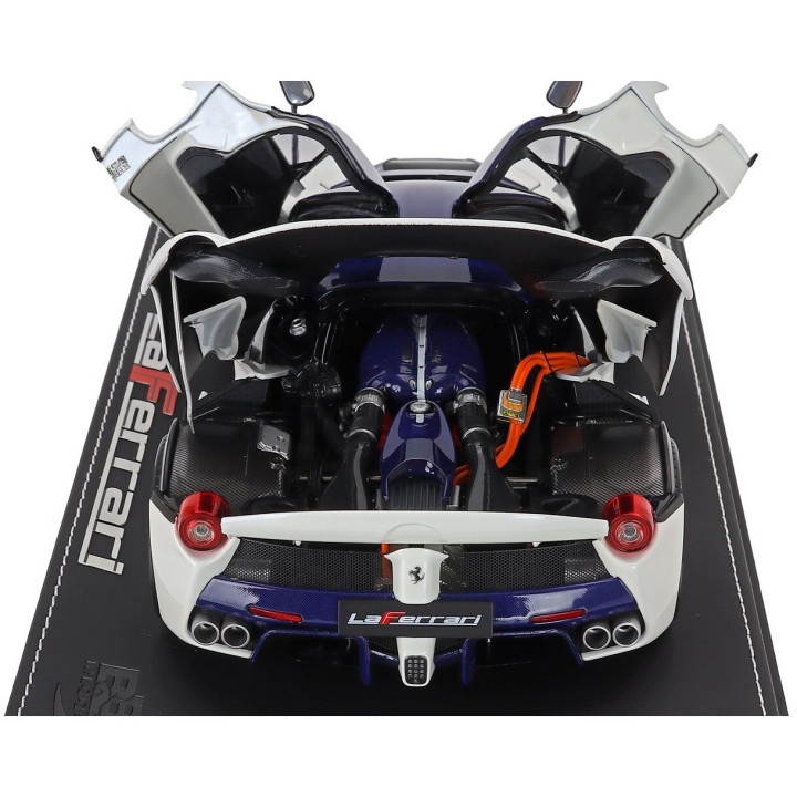 BBR MODELS FERRARI LAFERRARI 2013 - CON VETRINA - WITH SHOWCASE - LUXURY PACK - WHITE BLUE 1/18