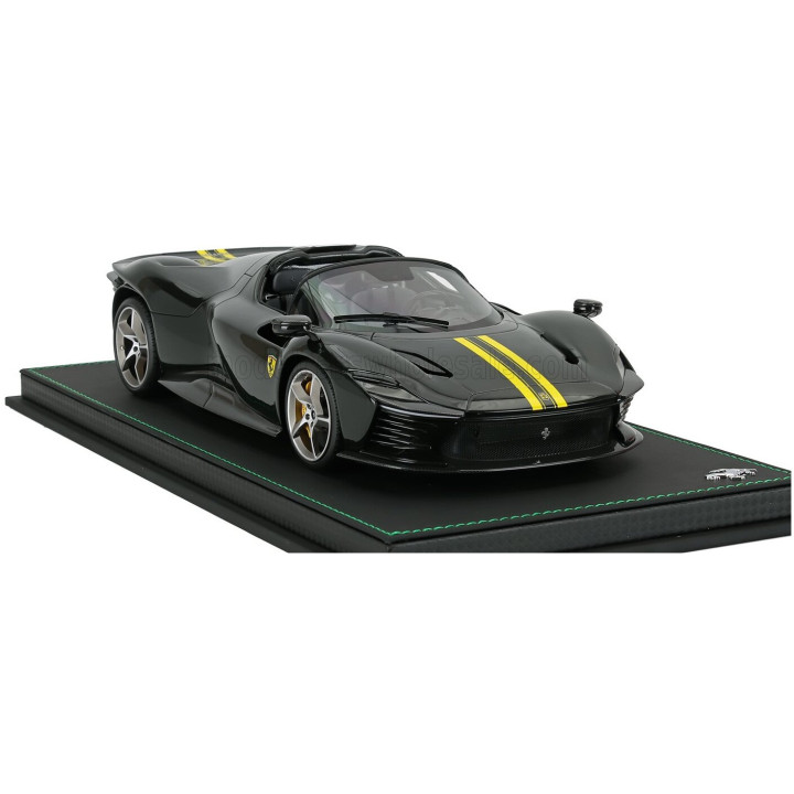 BBR MODELS FERRARI DAYTONA SP3 OPEN ROOF ICONA 2022 - CON VETRINA - WITH SHOWCASE - VERDE BRITISH - GREEN YELLOW 1/18