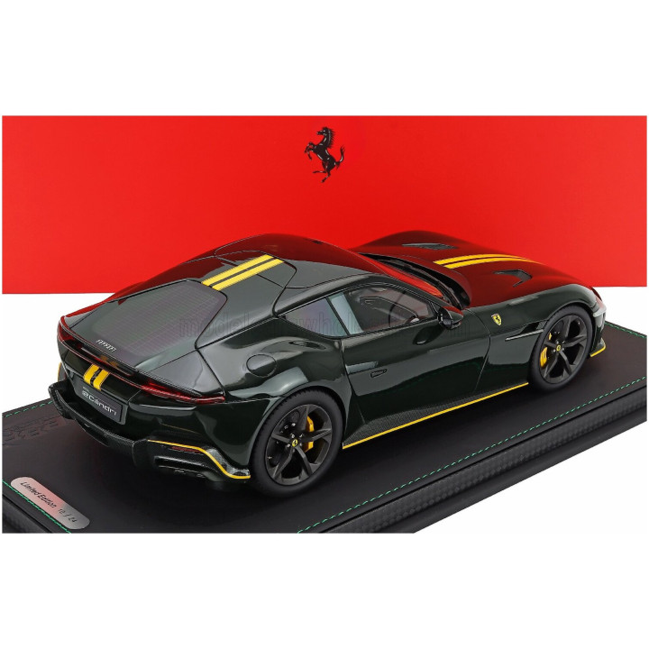 BBR MODELS FERRARI 12CILINDRI V12 830cv PANORAMIC ROOF 2024 - CON VETRINA - WITH SHOWCASE - BRITISH GREEN YELLOW 1/18