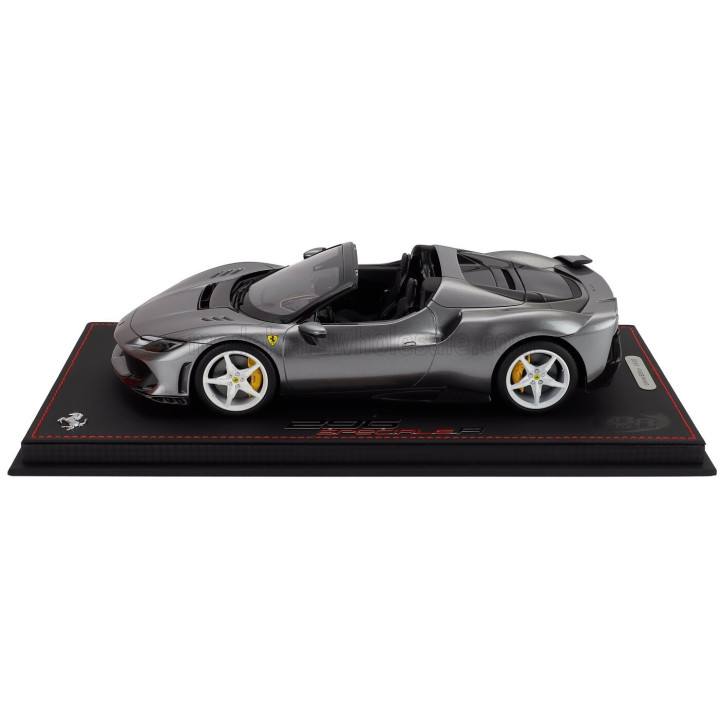 BBR MODELS FERRARI 296 SPECIALE A SPIDER CABRIOLET OPEN 2025 - CON VETRINA - WITH SHOWCASE - GRIGIO FERRO - GREY MET 1/18