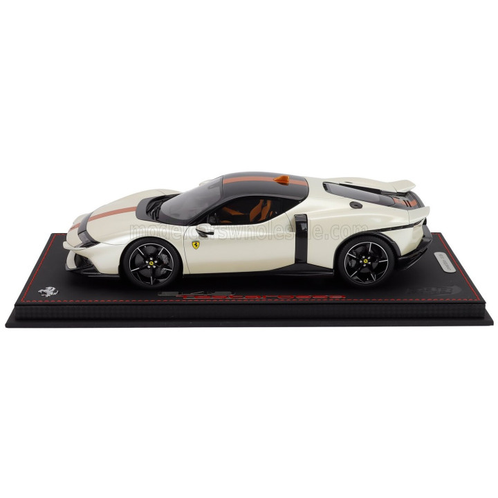 BBR MODELS FERRARI 849 TESTAROSSA 2025 - CON VETRINA - WITH SHOWCASE - BIANCO ITALIA - WHITE YELLOW AMBRA 1/18