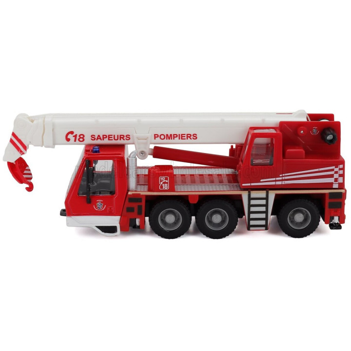 BURAGO TRUCK CRANE GRU SAPEURS POMPIERS 3-ASSI 2010 - RED WHITE 1/50
