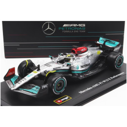 BURAGO MERCEDES GP F1 W13E TEAM MERCEDES-AMG PETRONAS F1 N 44 SEASON 2022 LEWIS HAMILTON - WITH DRIVER WITH SHOWCASE - SILVER