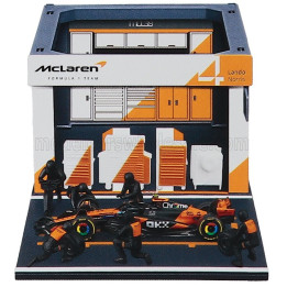 BURAGO McLAREN F1 MCL39 DIORAMA GARAGE PIT-STOP TEAM MCLAREN N 4 WORLD CHAMPION SEASON 2025 LANDO NORRIS WITH CREW FIGURE AND