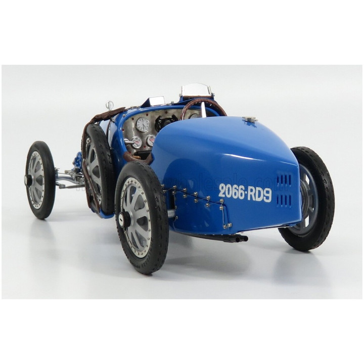 CMC BUGATTI T35 N 30 WITH DRIVER FIGURE 1924 - BLUE 1/18